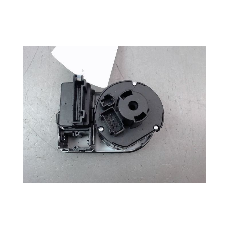 INTERIEUR COMMANDE PHARES AUDI A3 SPORTBACK II Phase 1 (8P) 2004-2008