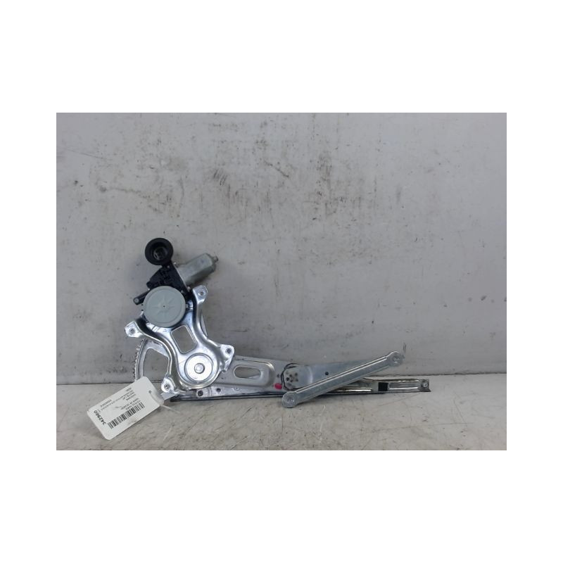 MECANISME+MOTEUR LEVE-GLACE AVANT DROIT TOYOTA YARIS 2005-