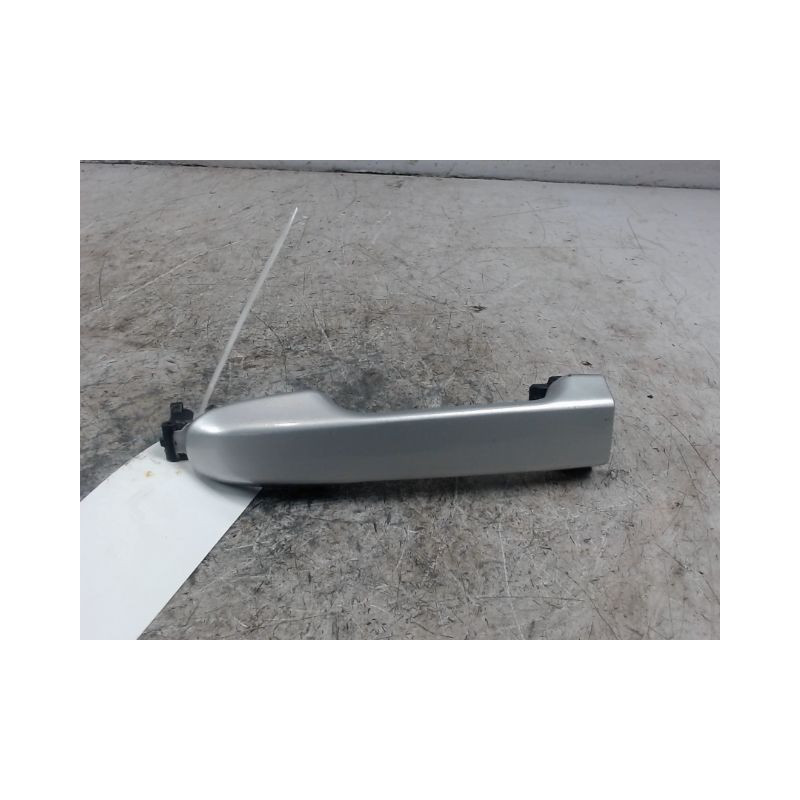 POIGNEE EXTERIEURE PORTE ARRIERE GAUCHE TOYOTA YARIS II 2010-