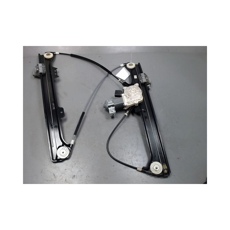 MECANISME+MOTEUR LEVE-GLACE AVANT DROIT B.M.W. SERIE 5