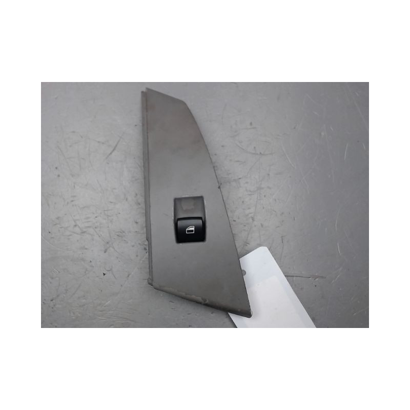 COMMANDE LEVE-GLACE PORTE ARD B.M.W. SERIE 5