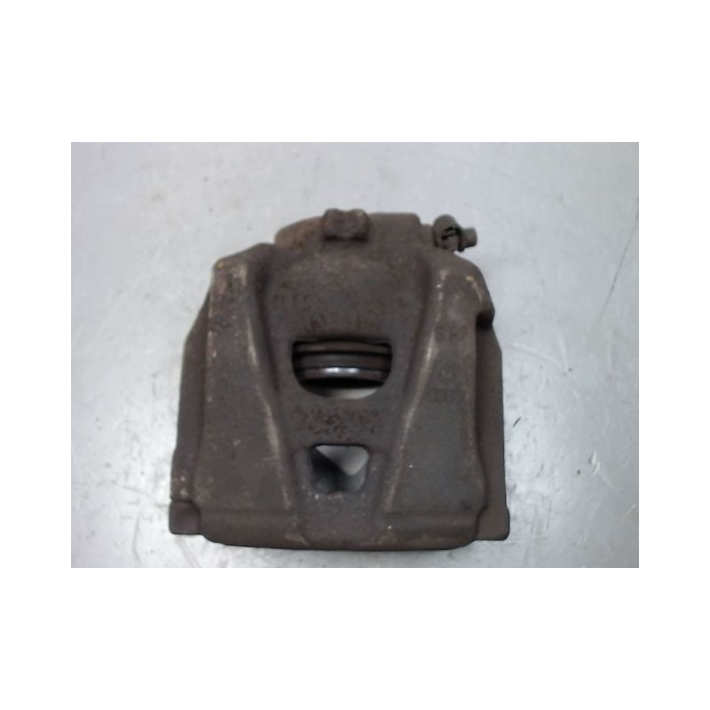 ETRIER DE FREIN AVANT DROIT AUDI A4 2008-