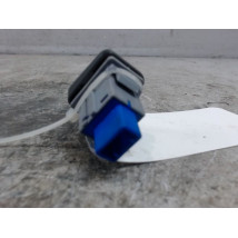 BOUTON DE WARNING TOYOTA AURIS 2010-