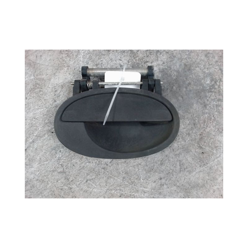 POIGNEE EXTERIEURE PORTE AVANT DROIT OPEL CORSA 2000-8.2003
