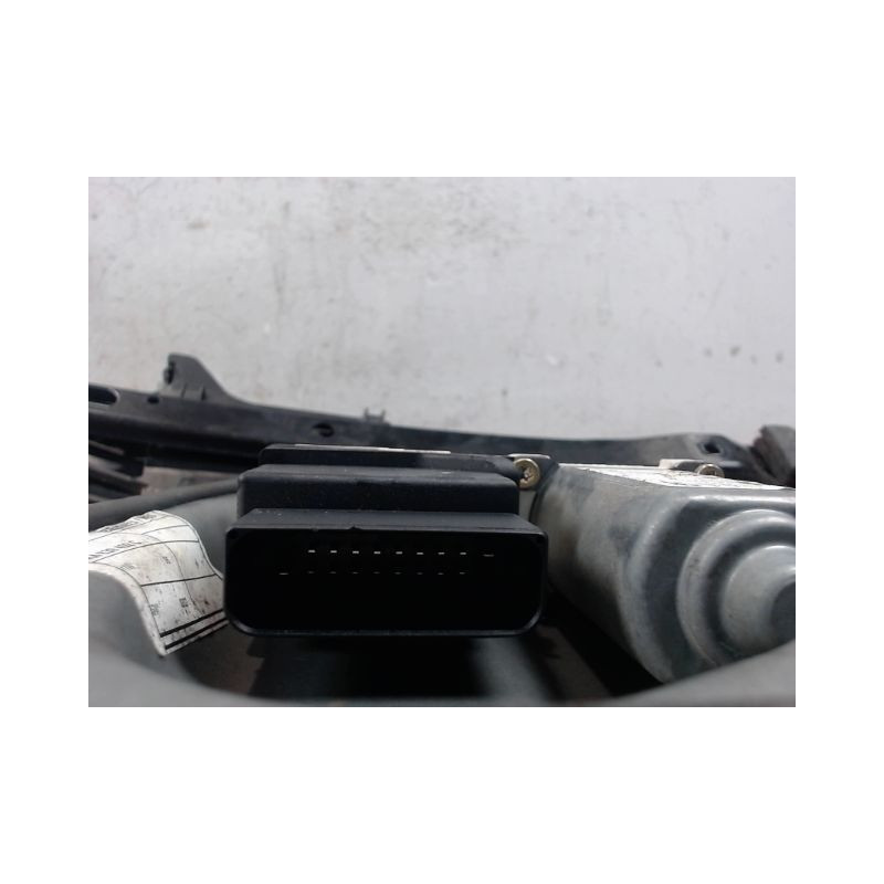 MECANISME+MOTEUR LEVE-GLACE ARRIERE DROIT VOLKSWAGEN GOLF V 2003-2009