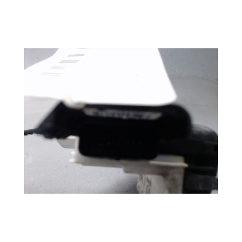 SYSTEME CONDAMNATION AVANT DROIT PEUGEOT 5008 2009-