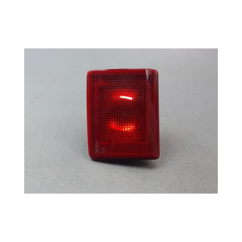 FEU BROUILLARD ARRIERE GAUCHE PEUGEOT 407 SW Phase 1 2004-2008