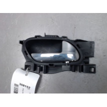 POIGNEE INTERIEURE PORTE AVANT DROIT PEUGEOT 5008 2009-