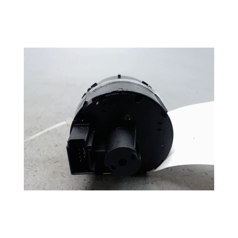 INTERIEUR COMMANDE PHARES VOLKSWAGEN GOLF V (1K) 2003-2008