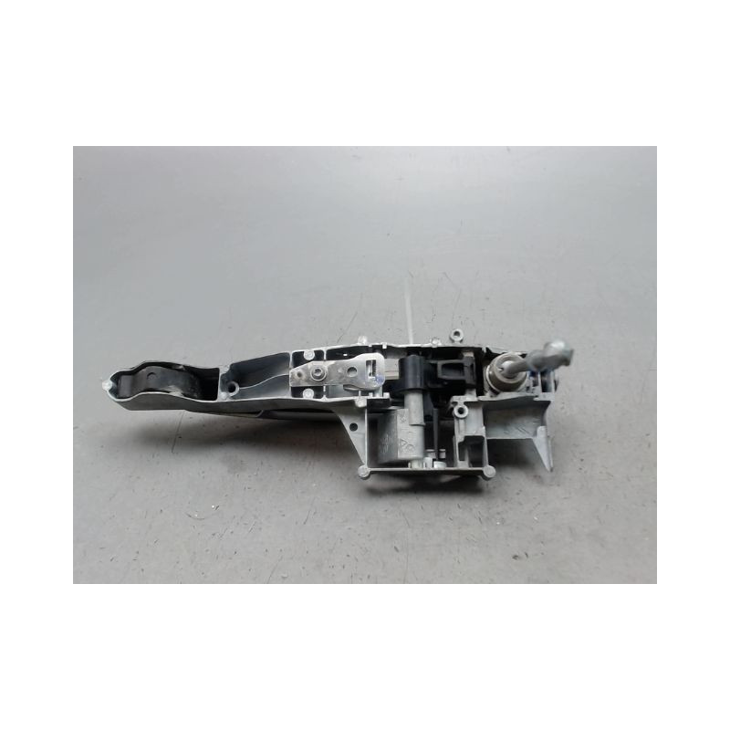 POIGNEE EXTERIEURE PORTE AVANT GAUCHE PEUGEOT 308 I Phase 1 2007-2011