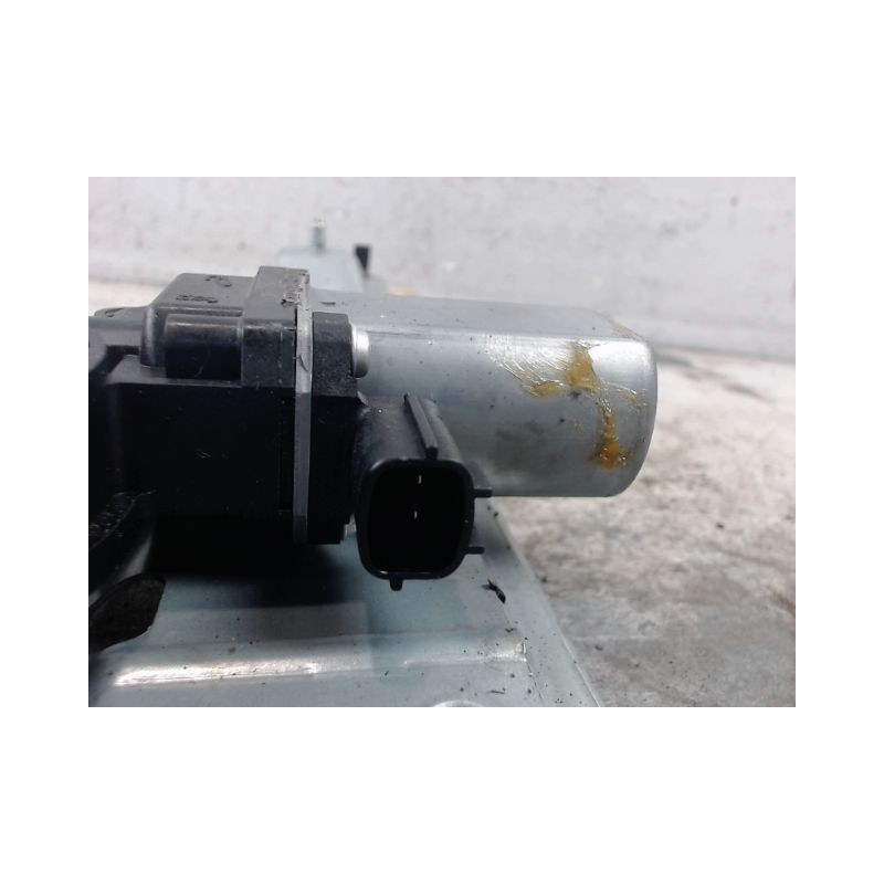 MECANISME+MOTEUR LEVE-GLACE AVANT DROIT RENAULT TWINGO