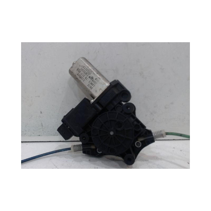 MECANISME+MOTEUR LEVE-GLACE AVANT DROIT OPEL CORSA