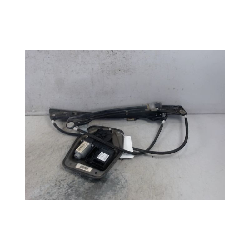 MECANISME+MOTEUR LEVE-GLACE AVANT DROIT VOLKSWAGEN GOLF V 2003-2009