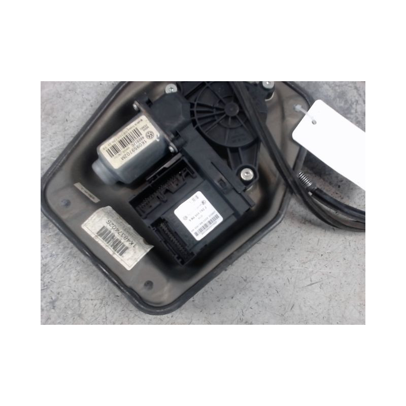 MECANISME+MOTEUR LEVE-GLACE AVANT DROIT VOLKSWAGEN GOLF V 2003-2009