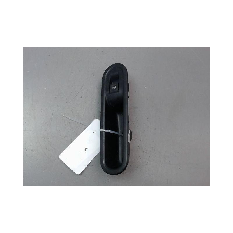 COMMANDE LEVE-GLACE PORTE AVD RENAULT TWINGO III 2014-...