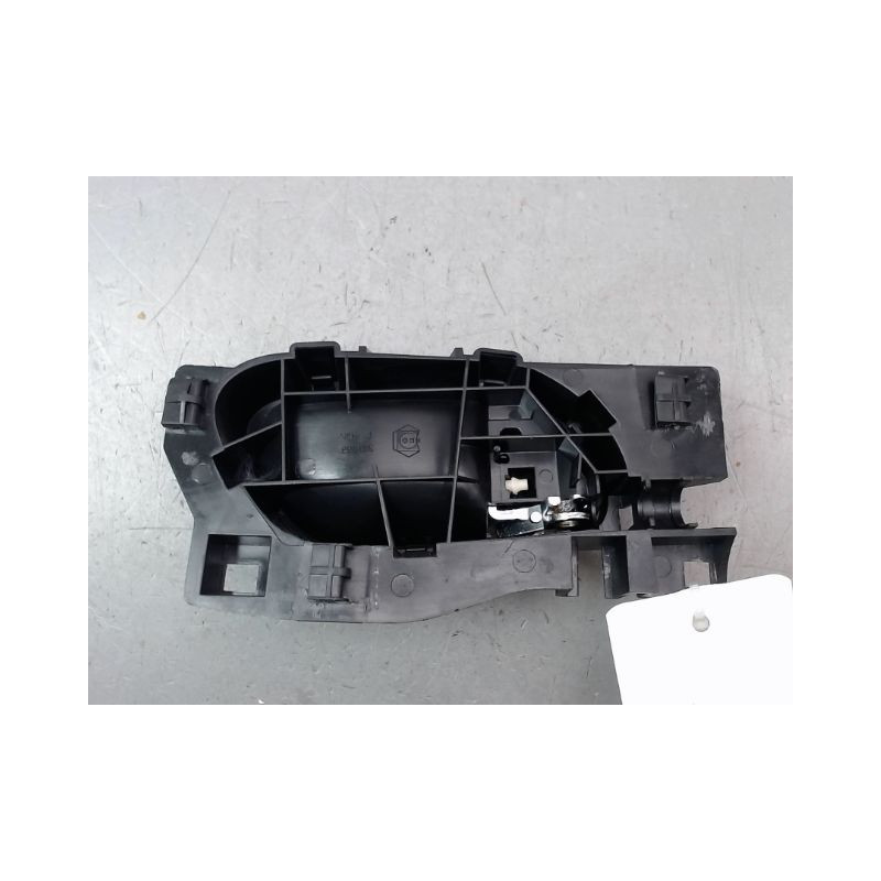 POIGNEE INTERIEURE PORTE AVANT GAUCHE PEUGEOT 207 2006-2013