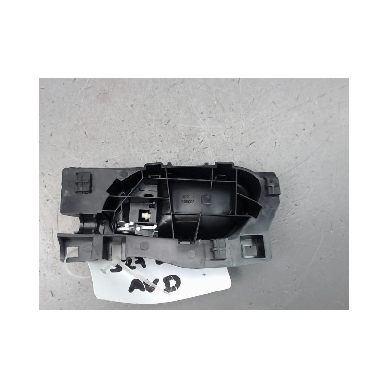 POIGNEE INTERIEURE PORTE AVANT DROIT PEUGEOT 207 2006-2013