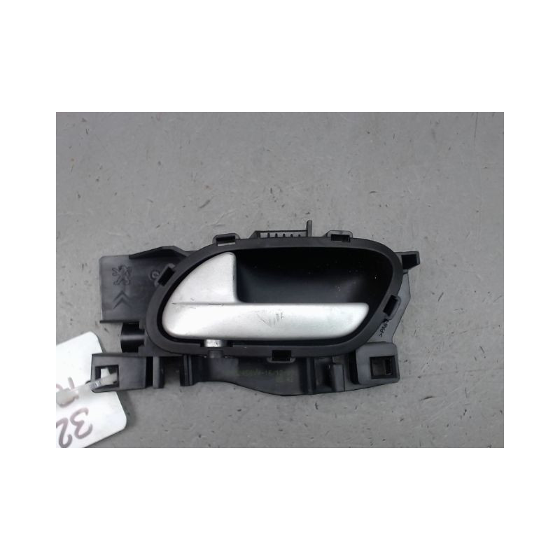 POIGNEE INTERIEURE PORTE AVANT GAUCHE PEUGEOT 207 2006-2013
