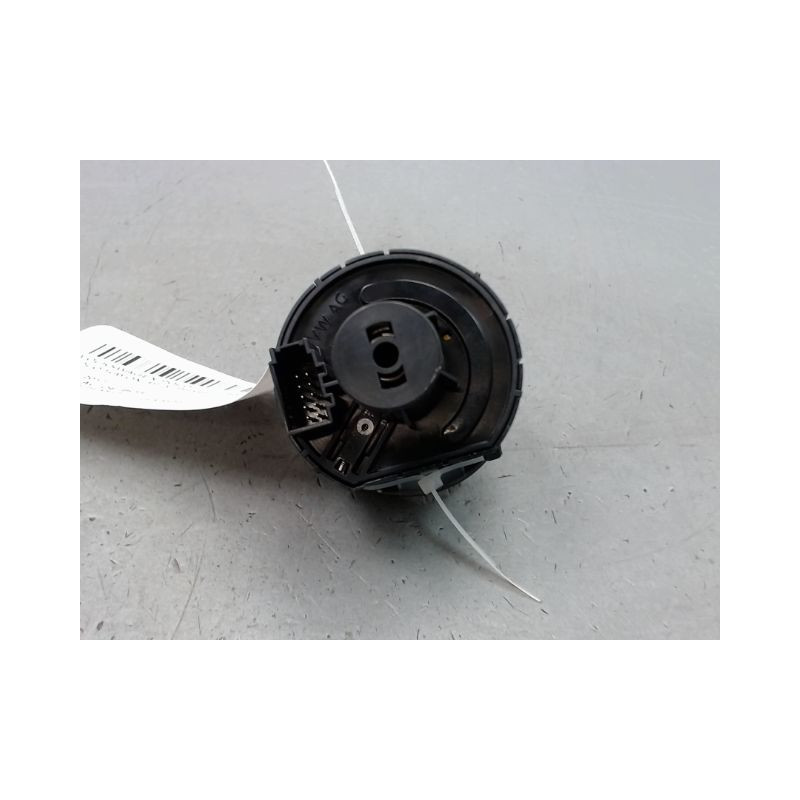 INTERIEUR COMMANDE PHARES VOLKSWAGEN POLO IV Phase 2 (9N) 2005-2009
