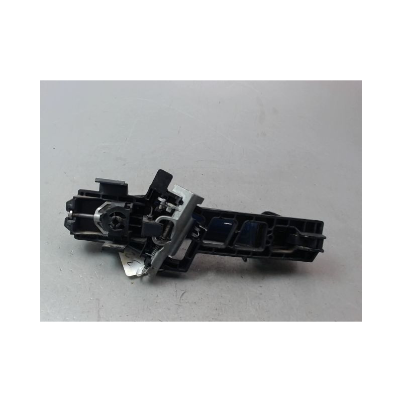 POIGNEE EXTERIEURE PORTE ARRIERE GAUCHE FORD FIESTA VI Phase 1 2008-2012