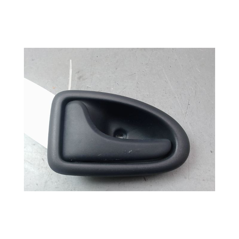 POIGNEE INTERIEURE PORTE ARRIERE GAUCHE RENAULT CLIO II Phase 2 2001-2006