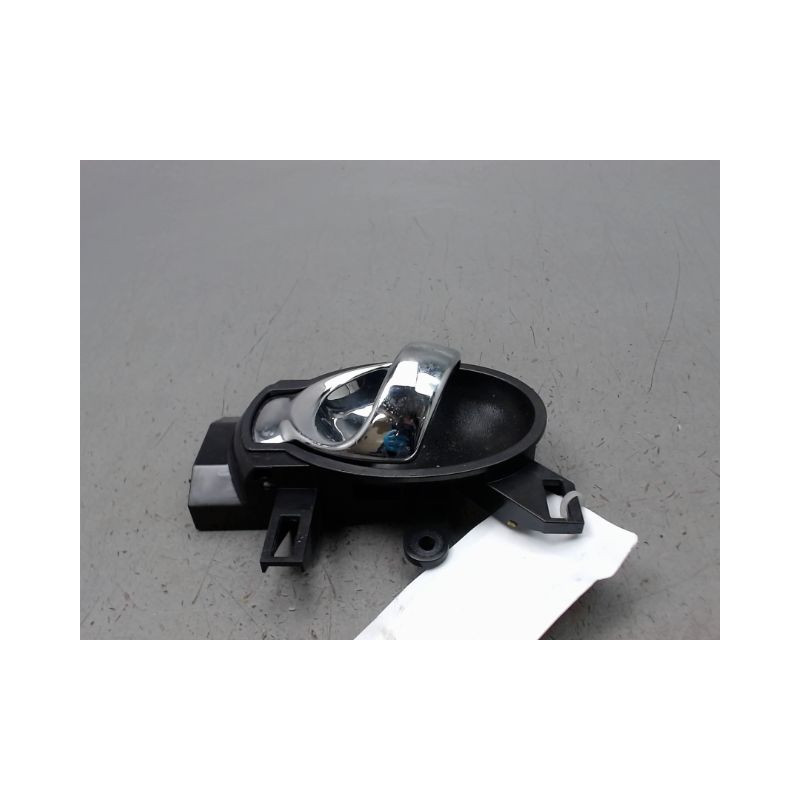 POIGNEE INTERIEURE PORTE AVANT GAUCHE NISSAN JUKE Phase 1 2010-...