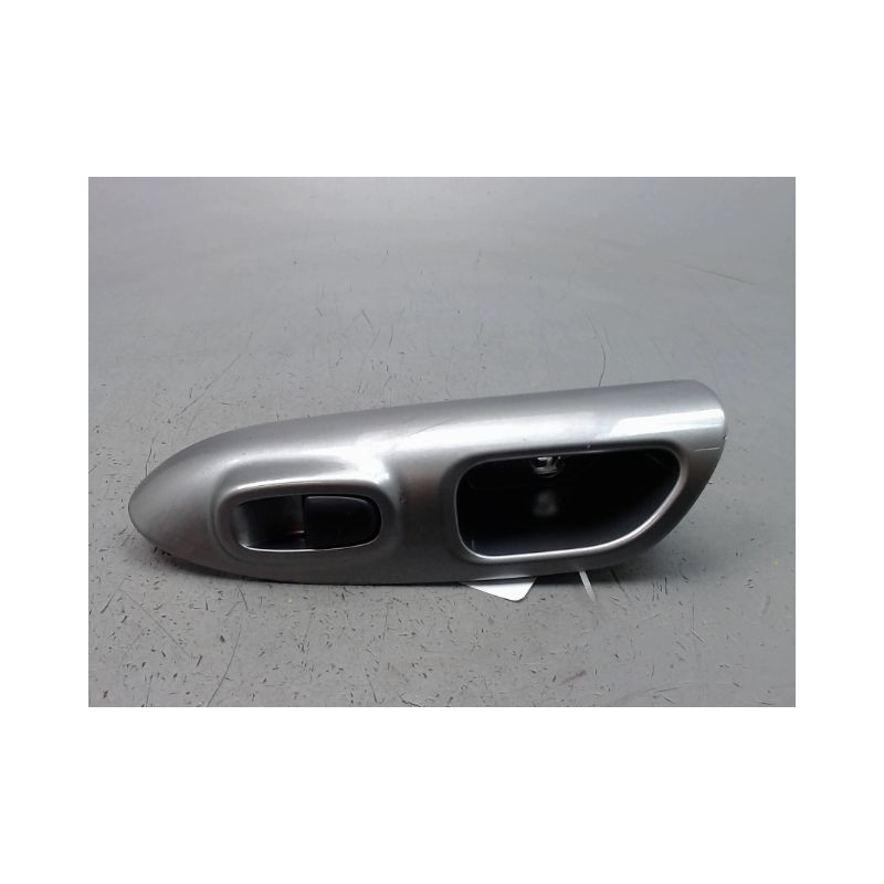 COMMANDE LEVE-GLACE PORTE ARG NISSAN JUKE Phase 1 2010-...