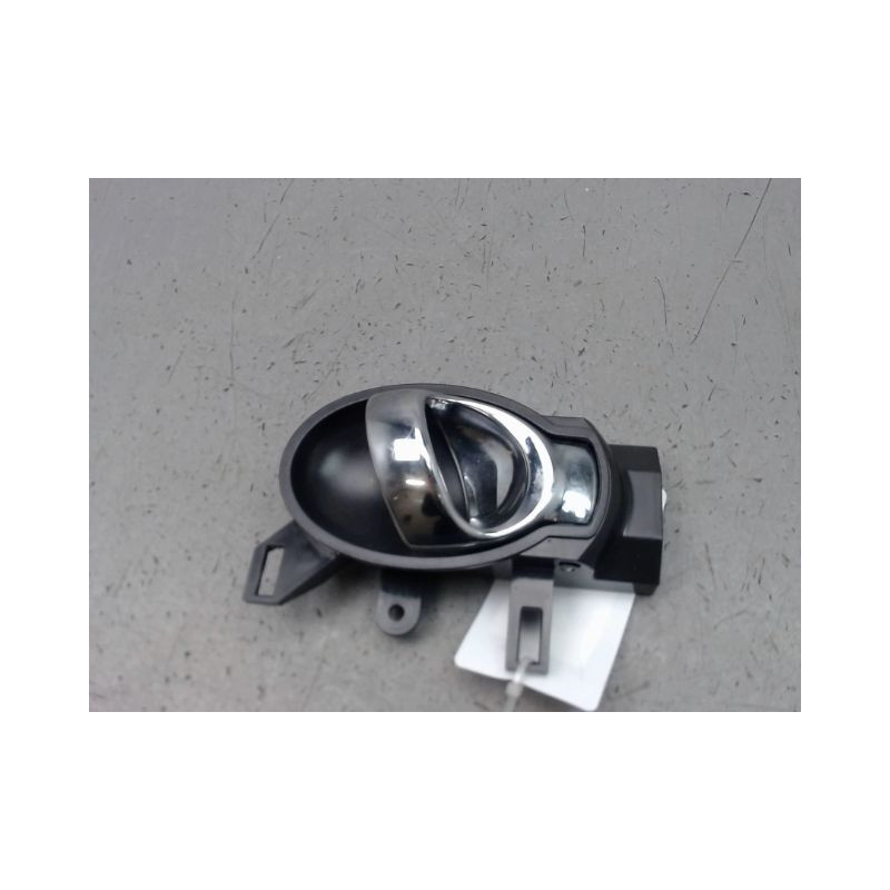 POIGNEE INTERIEURE PORTE AVANT DROIT NISSAN JUKE Phase 1 2010-...