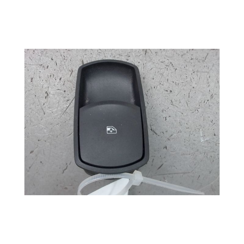 COMMANDE LEVE-GLACE PORTE AVD OPEL CORSA IV Phase 2 (D) 2011-2015
