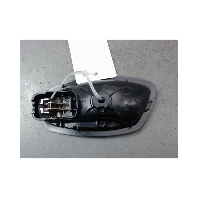 POIGNEE INTERIEURE PORTE AVANT DROIT RENAULT GRAND SCENIC MONOSP. III Phase 2 LONG 2011-2013