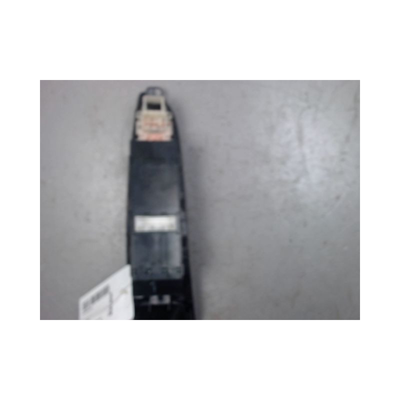 COMMANDE LEVE-GLACE PORTE AVG HYUNDAI I20