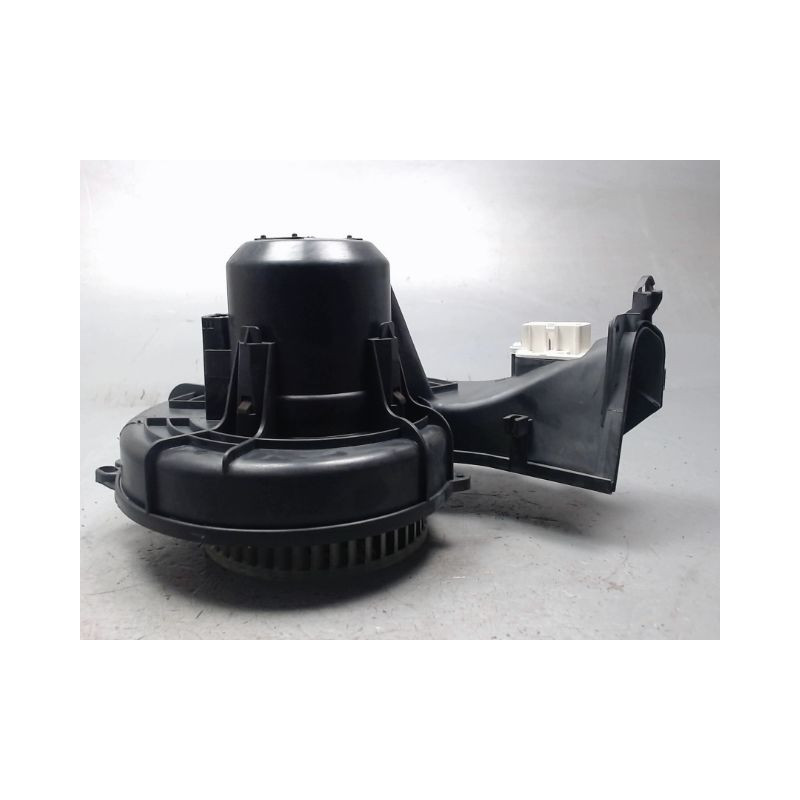 MOTEUR VENTILATEUR CHAUFFAGE OPEL MERIVA 2003-2005