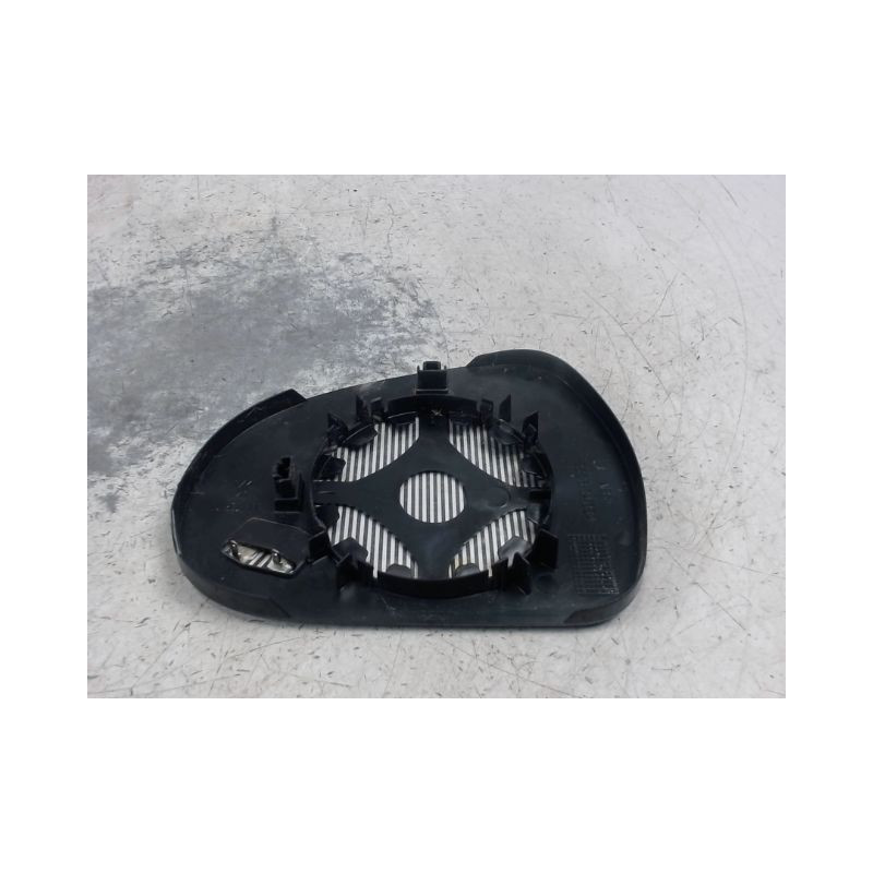 GLACE RETROVISEUR EXT D PEUGEOT 207 SW