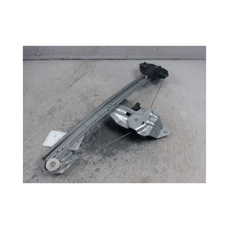 MECANISME+MOTEUR LEVE-GLACE AVANT DROIT DACIA SANDERO 2008-