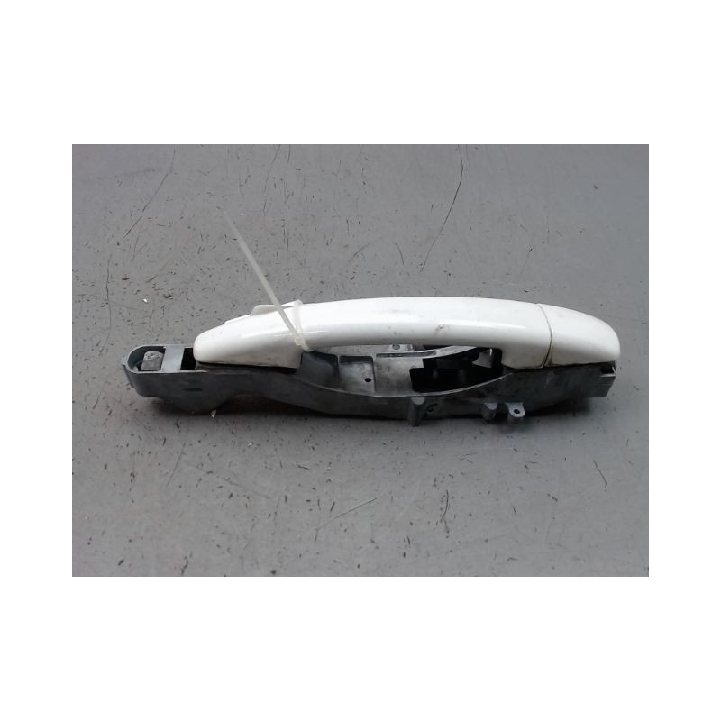 POIGNEE EXTERIEURE PORTE ARRIERE GAUCHE PEUGEOT 207 SW 2007-2013