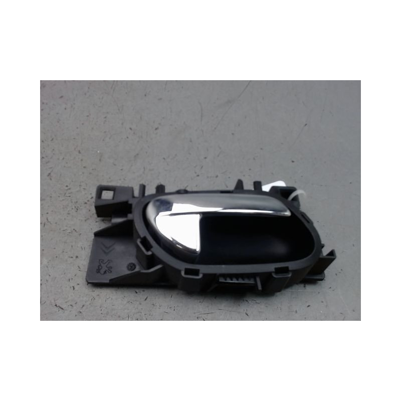POIGNEE INTERIEURE PORTE ARRIERE DROIT PEUGEOT 207 SW 2007-2013