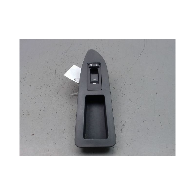 COMMANDE LEVE-GLACE PORTE AVD CHRYSLER 300 C