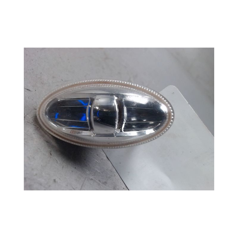 REPETITEUR AILE GAUCHE CITROEN C-CROSSER 2007-