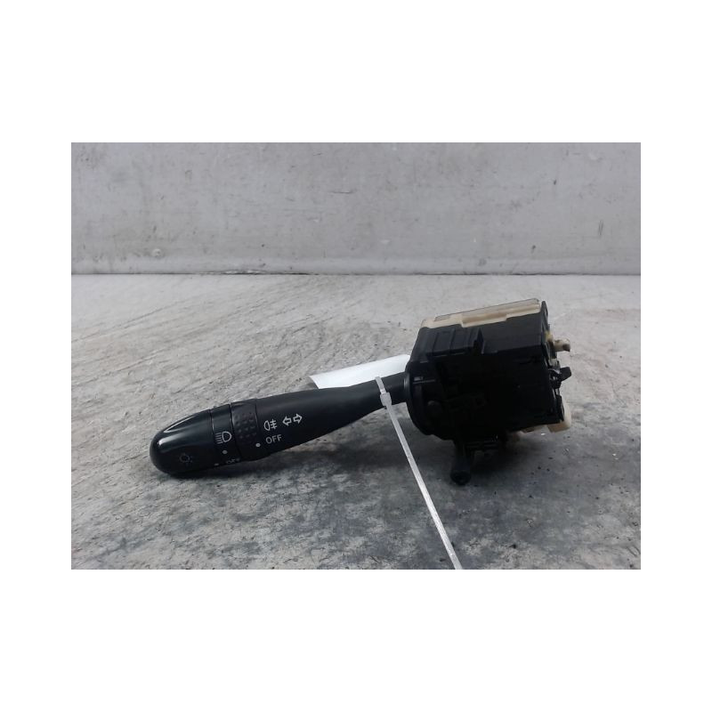 COMMANDE CLIGNOTANT NISSAN PIXO