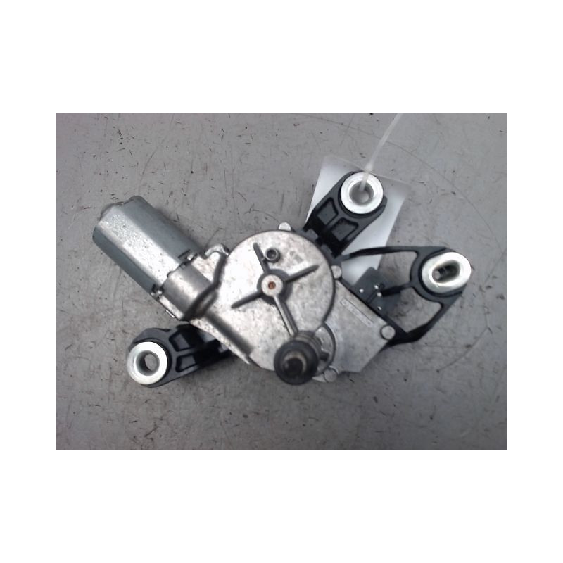 MOTEUR ESSUIE-GLACE ARRIERE VOLKSWAGEN POLO 2009-