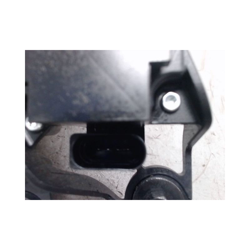 MOTEUR ESSUIE-GLACE ARRIERE VOLKSWAGEN POLO 2009-