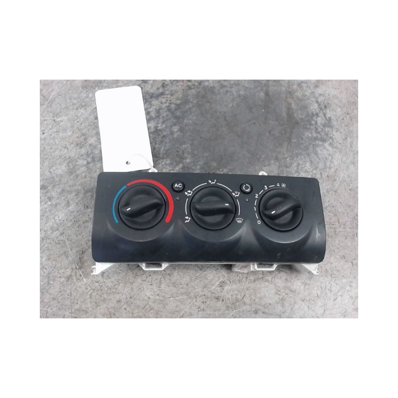 COMMANDE DE CHAUFFAGE RENAULT CLIO II PH.2 01-06
