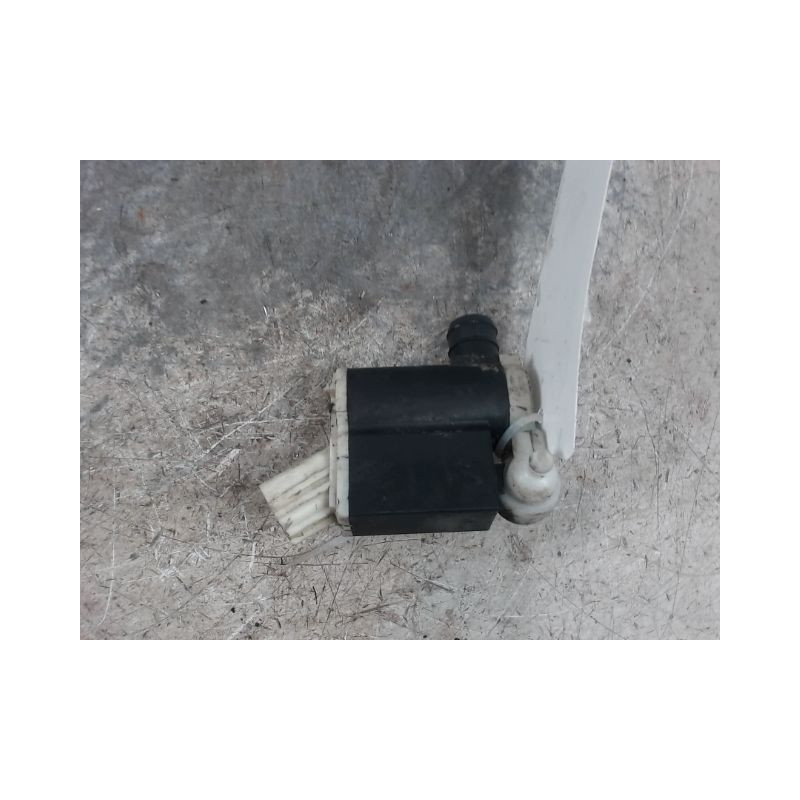 POMPE LAVE-GLACE AVANT KIA CEE-D