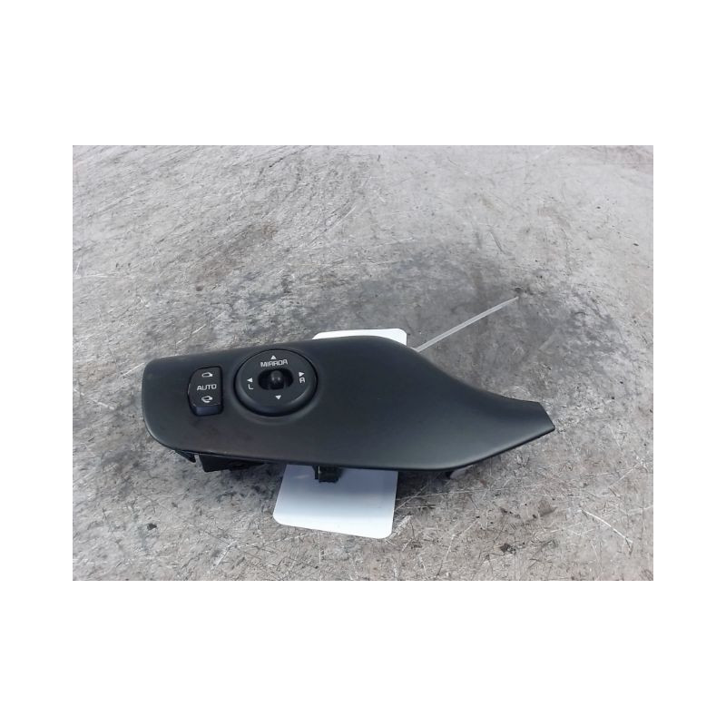 COMMANDE RETROVISSEUR EXTERIEUR ELECTRIQUE KIA CEE-D