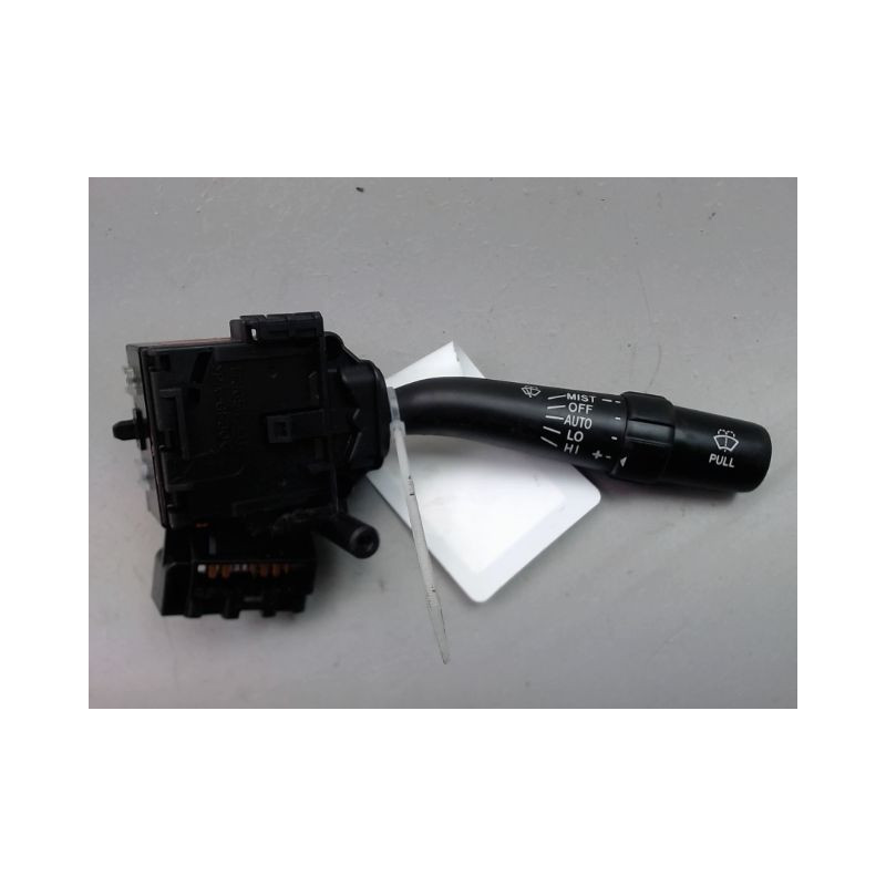COMMANDE ESSUIE GLACE TOYOTA AVENSIS 2005-