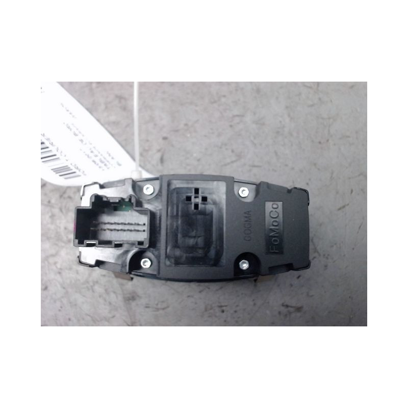 COMMANDE ECLAIRAGE FORD T.COURIER