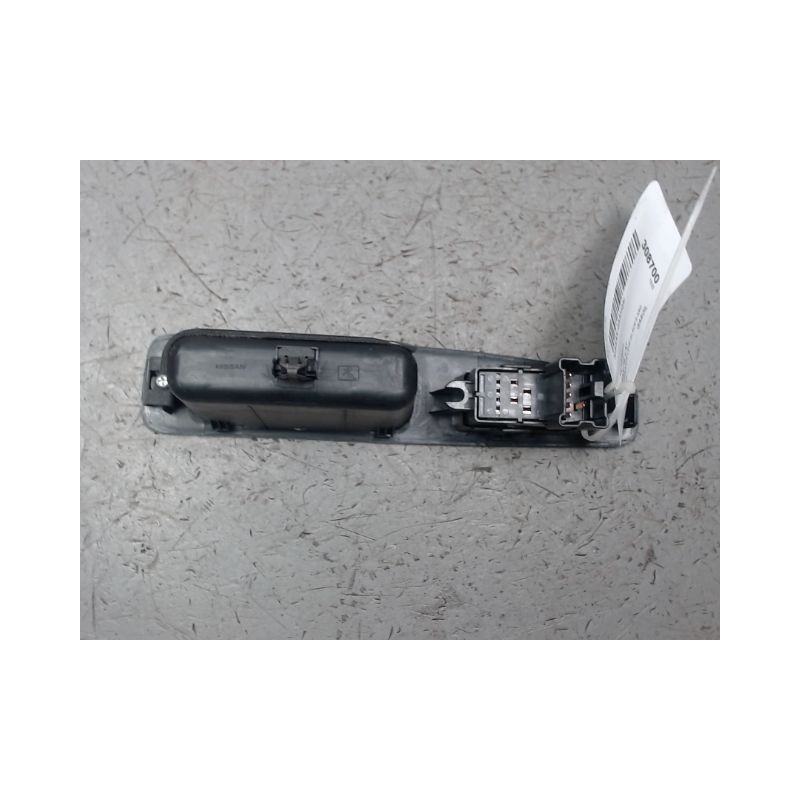 COMMANDE LEVE-GLACE PORTE ARG NISSAN QASHQAI
