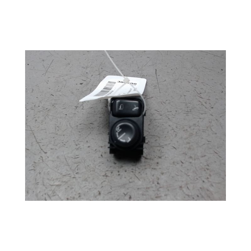 COMMANDE RETROVISSEUR EXTERIEUR ELECTRIQUE NISSAN QASHQAI