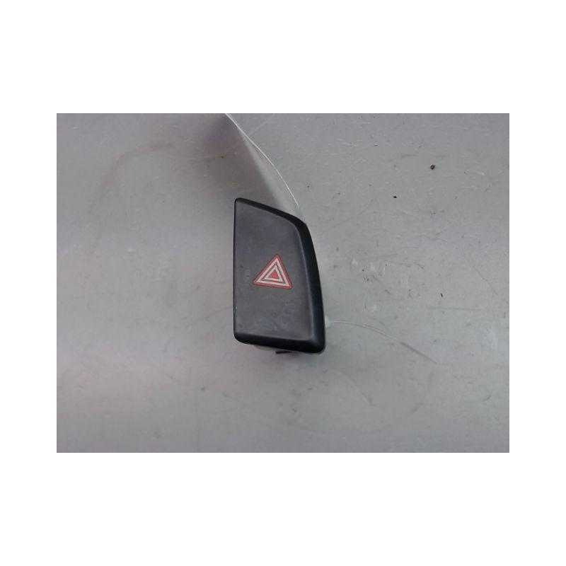 BOUTON DE WARNING AUDI Q5