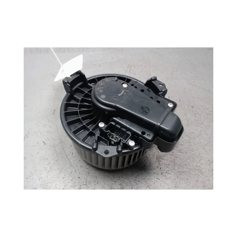 MOTEUR VENTILATEUR CHAUFFAGE TOYOTA YARIS II 2010-
